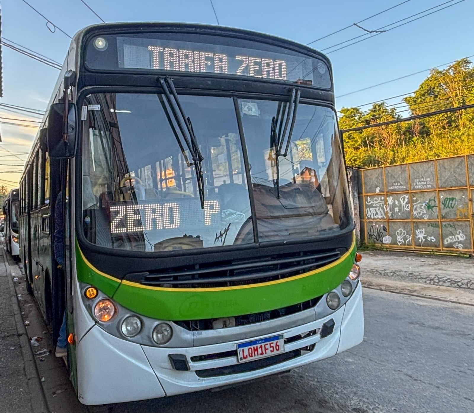 Ônibus gratuitos começam a circular pelas primeiras linhas de Japeri/RJ