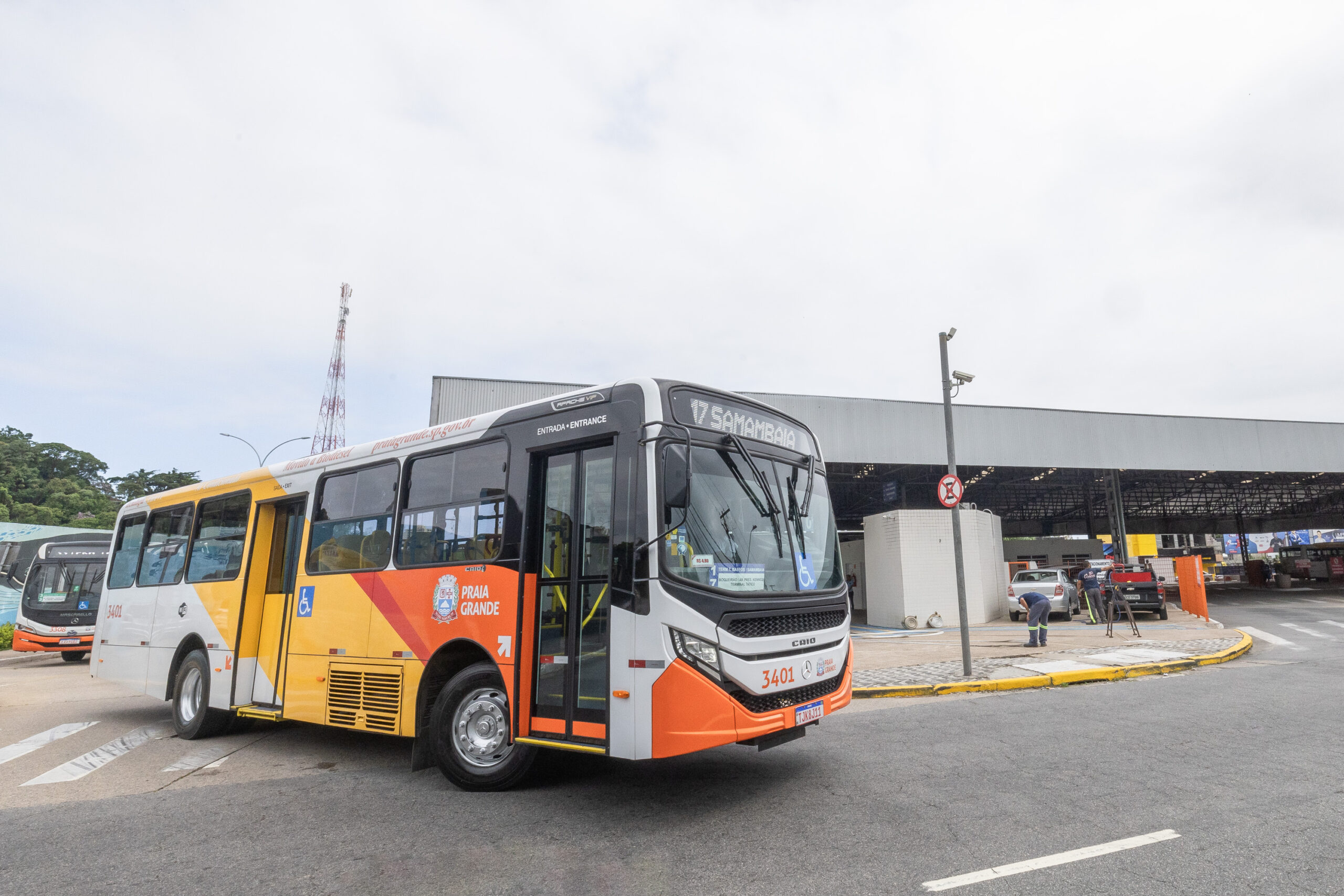 Praia Grande/SP amplia frota com 8 novos ônibus com ar-condicionado, Wi-Fi e telemetria