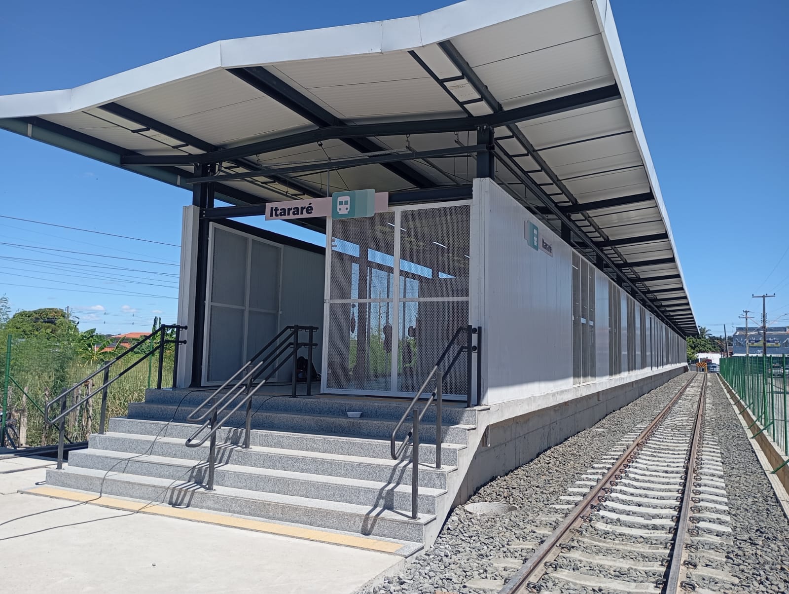 Teresina/PI conclui estação e primeiros 2 km de trilhos na obra de modernização do metrô