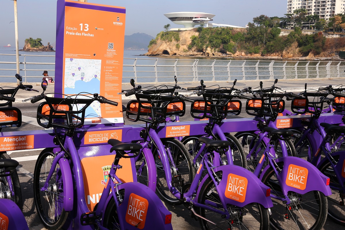 Niterói/RJ expande sistema de bicicletas gratuitas NitBike para mais oito bairros